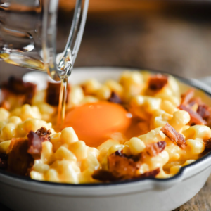 Cheesy Breakfast Mac and Cheese