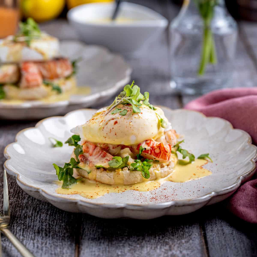 Decadent Lobster Eggs Benedict: The Ultimate Brunch Recipe with Delicious Lobster